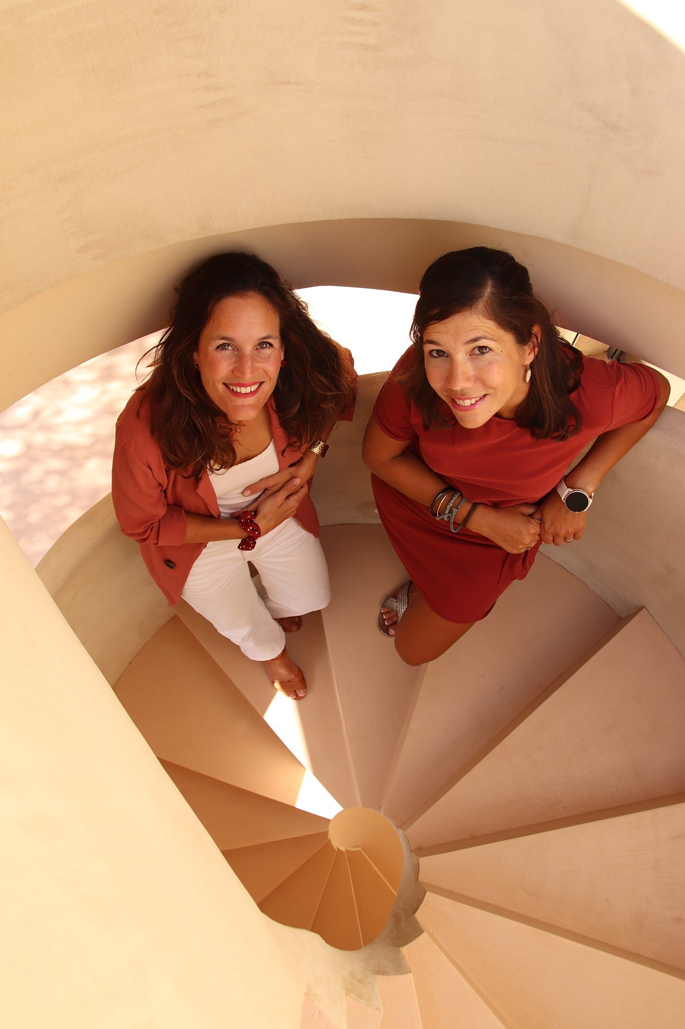 Clara Fayard et Perrine Agha-Musset, fondatrices d'alba